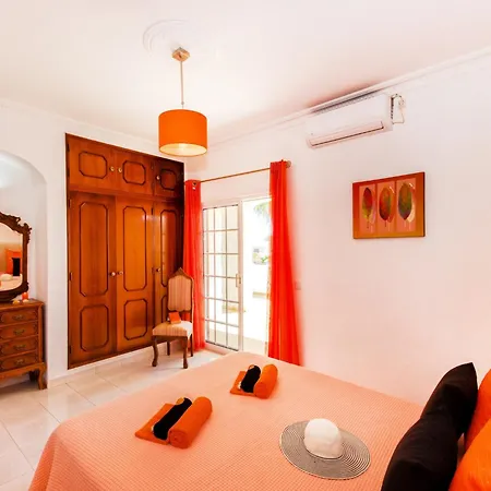 Villa Charming In With Private Pool Albufeira
