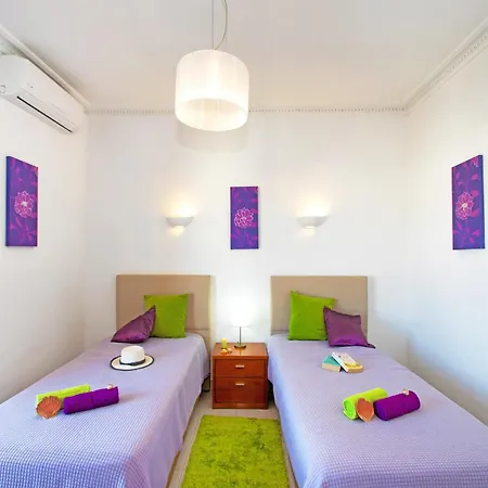 ヴィラ Villa In Gale Near Praia Manuel Lourenco *