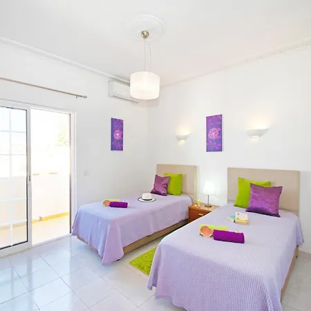 Charming In With Private Pool