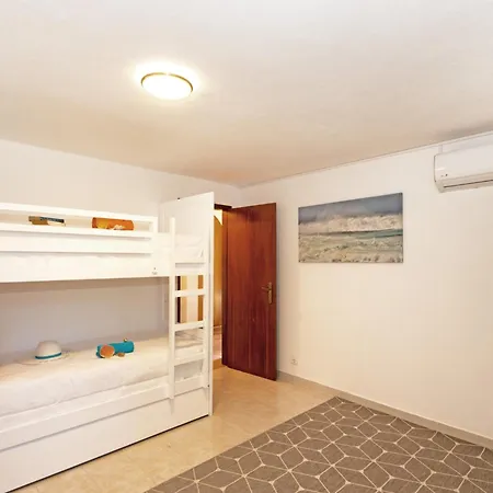 Vila Villa In Gale Near Praia Manuel Lourenco *