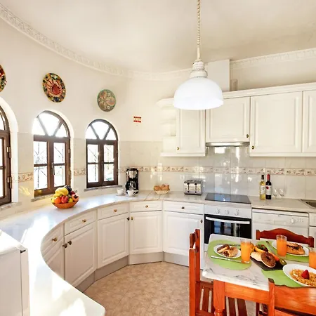 Charming In With Private Pool * Albufeira