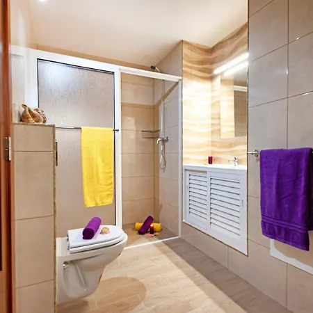 Villa In Gale Near Praia Manuel Lourenco * Αλμπουφέιρα